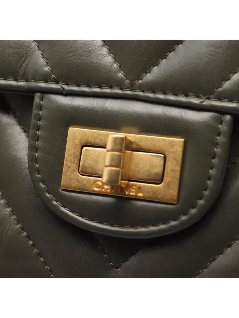 Chanel Shoulder Bag 2.55 Chain
